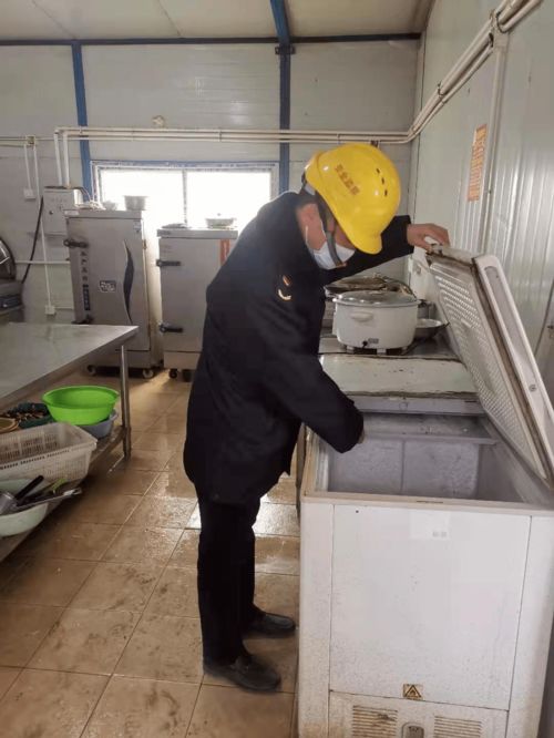 海門港新區分局服務中天項目，強化勞務派遣食品安全保障